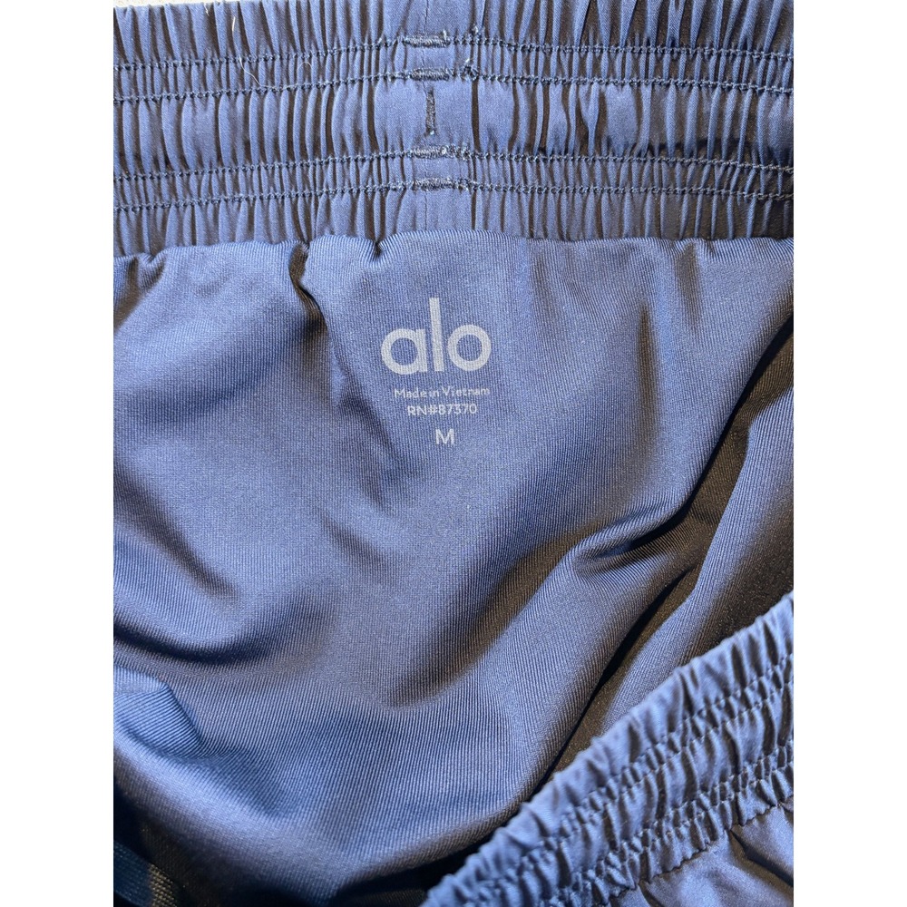 Alo Yoga Navy Blue Smocked Waist Activewear Shorts Medium RN87370 - Picture 5 of 5